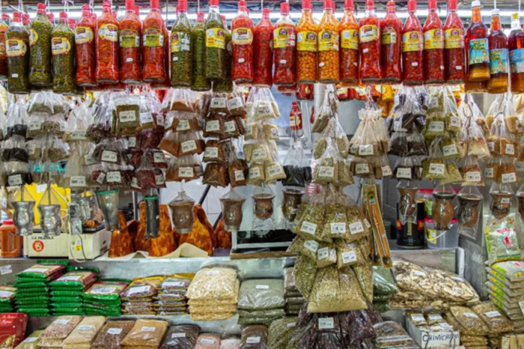 Stalls with exotic fruits and regional products at the São Paulo Municipal Market (Mercadão).