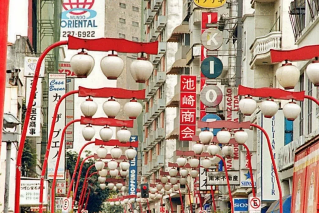 Street view of Liberdade neighborhood in São Paulo, known for its Japanese culture and unique local atmosphere